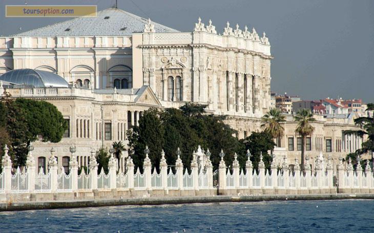 Istanbul Dolmabahce Place