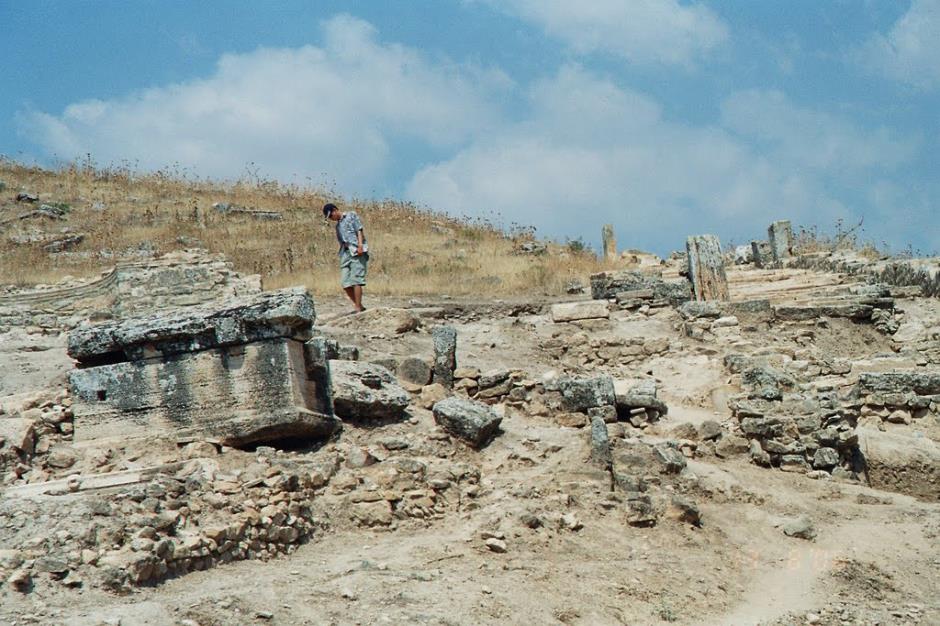 Hierapolis (Pamukkale) - Path to Martyrium of Saint Philip 